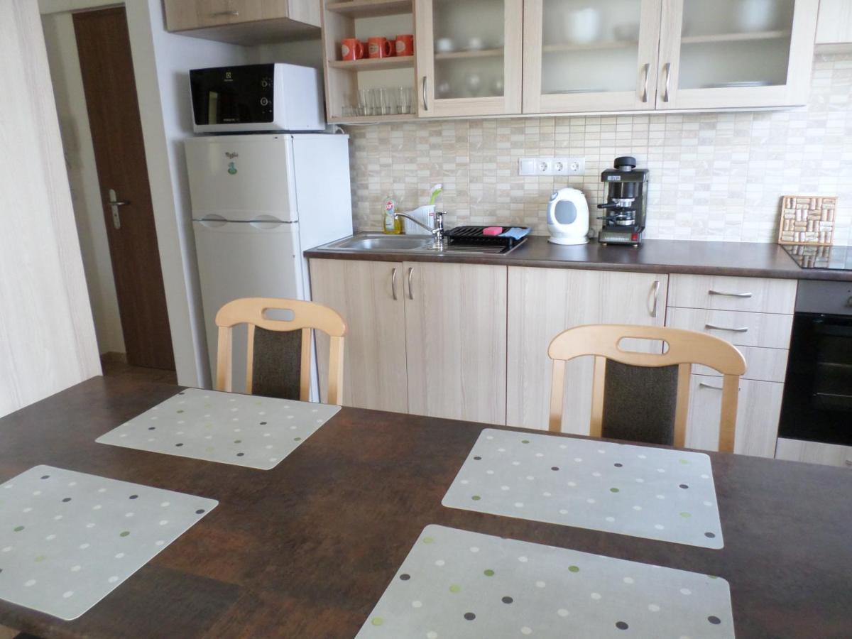 Lakoparki Apartman Veszprém Exteriér fotografie